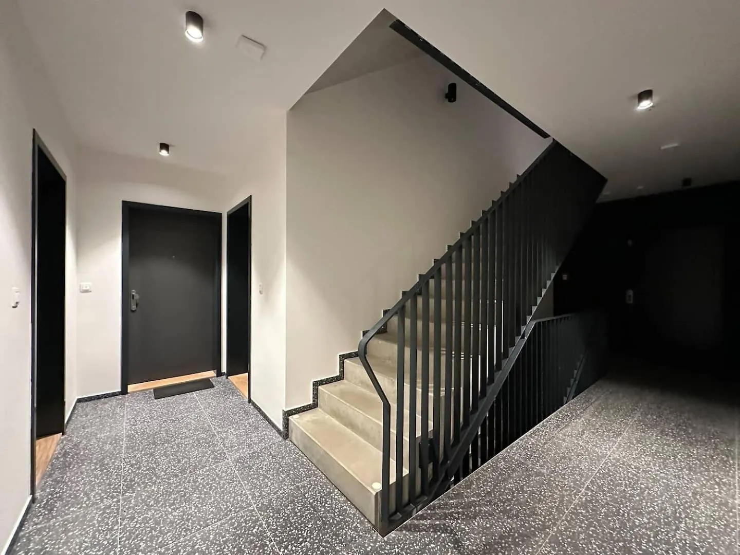 Real Living By Refa Karlin 307 Apartment Prague 0*,