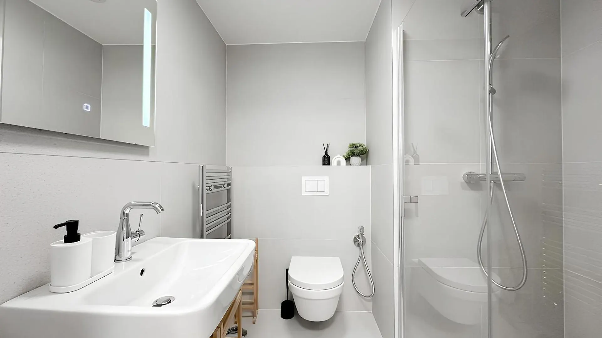 Real Living By Refa Karlin 307 Apartment Prague Czech Republic