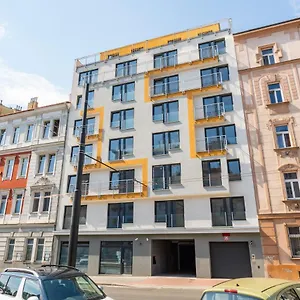 Brand New #31 In Brand New Building With Free Parking In The Center Прага